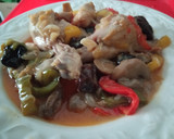 Foto del paso 2 de la receta: Muslos de pollo a los 3 pimientos