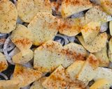 Foto del paso 4 de la receta: Pollo al horno con salsa y patatas