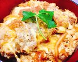 A picture of step 7 of Delicious Restaurant-Style Katsu Donburi.