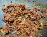 A picture of step 6 of South Indian spicy prawn gravy.
