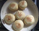 Foto del paso 6 de la receta: PANCITOS RELLENOS DE JAMÓN Y QUESO EN LA SARTÉN 🥖🧀🥓🍳