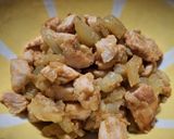 Foto del paso 4 de la receta: Salteado de Pechuga de Pavo, Calabacín y Cebolla
