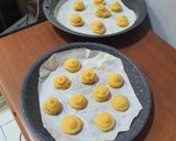 Foto langkah ke 5 dari resep Kue Soes (Kulit Sus) Ala Fe.
