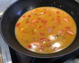 Une image de l'étape 7 de Linguines rouges au bouillon de moules, tomates, mascarpone et Gorgonzola.