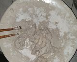 Foto langkah ke 3 dari resep Jamur tiram goreng tepung.
