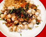 A picture of step 8 of Makhana bhel.