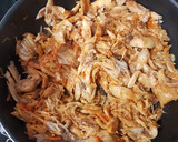 Foto del paso 1 de la receta: Pasta con pollo en salsa de soya