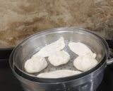 A picture of step 4 of Momos veg.