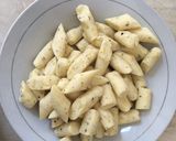Foto langkah ke 1 dari resep Fried Potato cheese.
