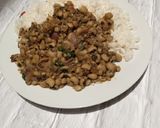 A picture of step 2 of Beans sauce.