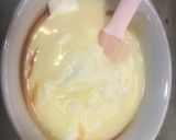 A picture of step 2 of Granadilla Yoghurt Ice Cream.