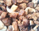 Tejszínes, gombás pecsenyehús recept fázis 3 fotója