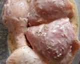 Foto del paso 2 de la receta: Pollo dorado en salsa de limón dulce en sartén Essen Nuit