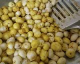 रोस्टेड मखाने(roasted makhana recipe in hindi) रेसिपी चरण 3 फोटो