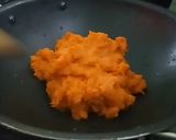 A picture of step 7 of Gajar Halwa Poli.