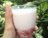 Foto langkah ke 4 dari resep 9. Strawberry Milk.