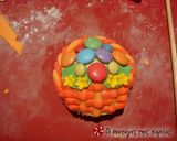 Φωτογραφία βήματος 7 της συνταγής Cupcakes πασχαλινά καλαθάκια με smarties