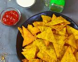 A picture of step 4 of Nachos with cheesy dip.