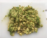 Foto del paso 10 de la receta: Fajitas rellenas de champiñón, aguacate, queso vegano y tomate 🍄 🥑🧀🍅