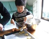 A picture of step 5 of Easy Chocolate Chip Cookies.