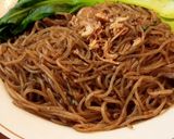 Foto langkah ke 8 dari resep Bihun Goreng Aroma Kari ✅.