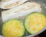 Foto del paso 1 de la receta: Berenjenas y zapallitos rellenos c/ ensalada de akusai