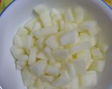 A picture of step 2 of Melon juice.
