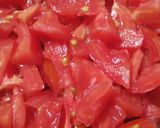 A picture of step 4 of Qeema macroni.