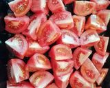 A picture of step 1 of Roasted tomato soup.