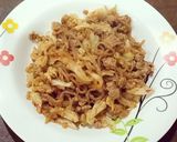 รูปขั้นตอนการทำที่ 4 ของ ผัดเส้นบุกสาหร่าย,หมูสับ,กะหล่ำปลี - คีโต
