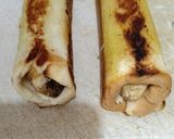 Foto langkah ke 3 dari resep Roti Bakar Gulung Pisang Keju.