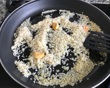Foto del paso 4 de la receta: Arroz blanco con huevo frito y tomate