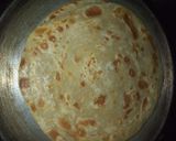 A picture of step 2 of Chapati and peas stew with fried meat plus ovacado.