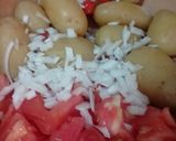 Foto del paso 5 de la receta Ensalada de patatas con aguacate y tomates cherry