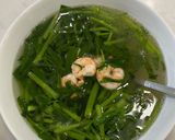 Hình bước làm 2 của món Canh rau muống tôm nõn