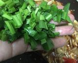 รูปขั้นตอนการทำที่ 4 ของ ไก่ผัดเครื่องต้มยำ