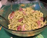 Une image de l'étape 8 de Tagliatelles au pesto de céleri & pistaches au jambon cru.