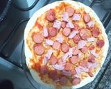 Foto del paso 3 de la receta: Pizza de carnes, súper fácil 🍕🥓