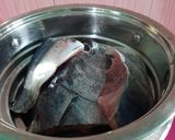 Foto langkah ke 1 dari resep Tuna Suwir Kemangi.