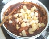 Foto del paso 4 de la receta: Puerco con pasilla ejote y papa