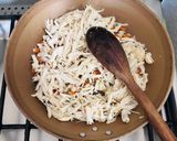 Foto del paso 1 de la receta: Coxinhas de frango (pollo) 🍗