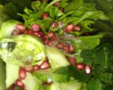 A picture of step 1 of Glowy green smoothie.