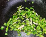 Foto del paso 1 de la receta: Salteado vegano de tofu y espárragos