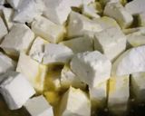 A picture of step 2 of Palak Paneer.