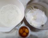 Gluténmentes kakaós-vaníliás kuglóf recept fázis 1 fotója