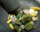 Foto langkah ke 4 dari resep Cumi Asin Sambel Ijo.
