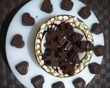 A picture of step 4 of Homemade chocolates.