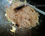 Foto langkah ke 3 dari resep Bihun Goreng Special ala Chinese Food.