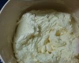 Foto langkah ke 3 dari resep Adonan kue kering.