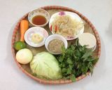 Hình bước làm 1 của món Gỏi sứa chả lụa
